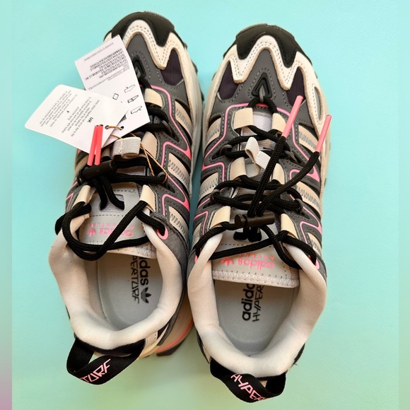 ADIDAS HYPERTURF ADVENTURE SHOES - Picture 2 of 5